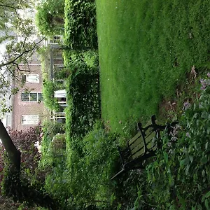 https://anneliesplace-to-b-b.maastrichthotels.net